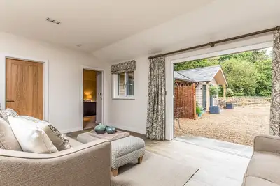 Pass the Keys | Delightful 2Bed Lodge in Downland Village
