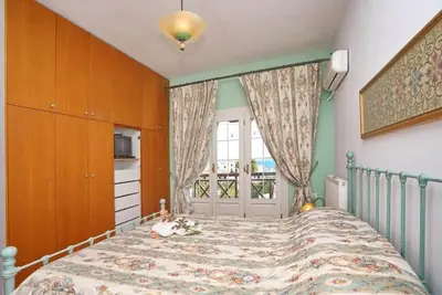 Image de The spacious Villa in the center of Skopelos. Just 3 minutes from the port.