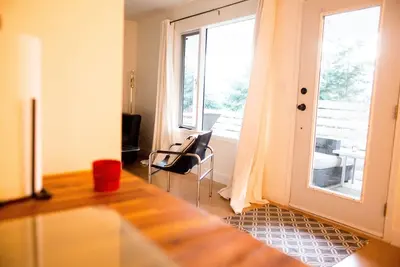 Image de Three Lakes Vacation Suite. . . Enjoy life along the  “Scenic Sip”