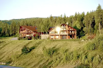 Image de Private Luxury on 8acers with Amazing views and Spacious Accommodations