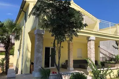 Image de Five Bedroom House Near Sandy Beach Villa Major