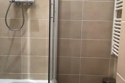 Image de joli studio proche centre