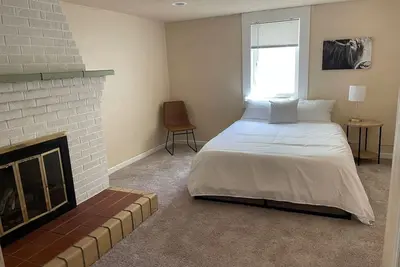 Image de 1 block from Uw; centrally located in Laramie