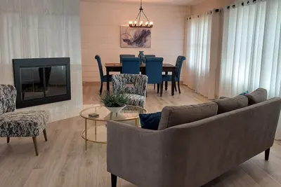 Image de Temp Housing For Insurance/Work/Travel/Remodel!