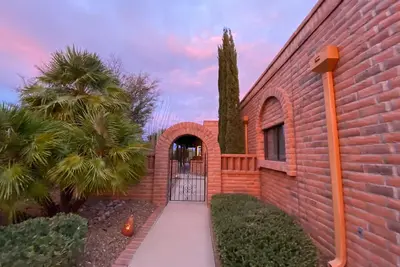 Image de Read description before inquiring! Green Valley, Az Tranquil Nature