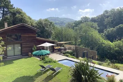 Image de \"Villa Casabel\", spacieuse et calme avec piscine
