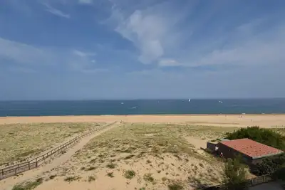 Image de Hossegor \"Rayon Vert\" Appartement avec vue océan pour 4 personnes.