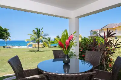 Image de Serenity by the Sea-Ocean View 3 Br Sea Palms Jamaica