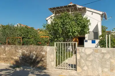 Image de Appartement de vacances Vinišće pour 1 - 3 personnes avec 1 chambre à coucher - Maison de vacances