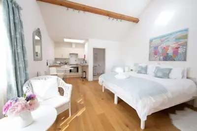 Gorgeous Studio with fast wifi on 55 acres ❤️