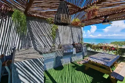 Image de **Amazing 2-level Penthouse w/ Rooftop @ Casamar**