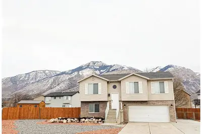 Image de Ogden Home+Hot Tub+New Remodel+Playset+Mtn Views+Large Fenced Yard+Gazebo+Rv Pad