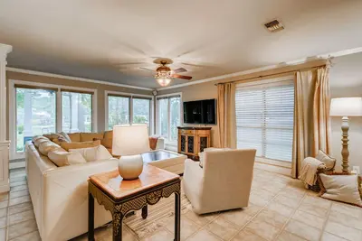 Image de Private Lakefront Retreat