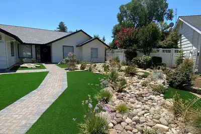 Image de Newly Remodeled Gorgeous Home With A Pool!