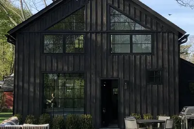 Image de Newly Renovated Modern Barn