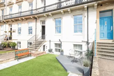 Image de Sunset View, romantic, character holiday cottage in Whitby