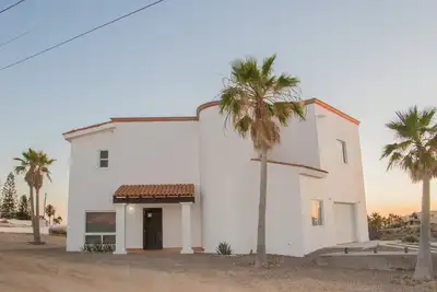 Image de Beautiful Villa at The Village in Las Conchas