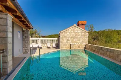 Image de Villa de Charme Dubrovnik | Maison de vacances Trojkovic | 4 chambres | Piscine privée | Parfait pou