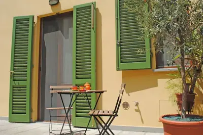 Image de \"House Nubia\": townhouse with private parking (highly rated on Airbnb & Booking)