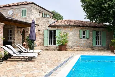 Image de Authentic Villa Karim with a pool and a spacious garden