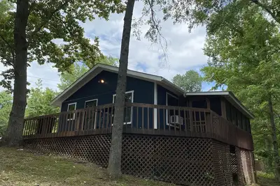 Image de Cozy Waterfront Cabin on Rough River Lake