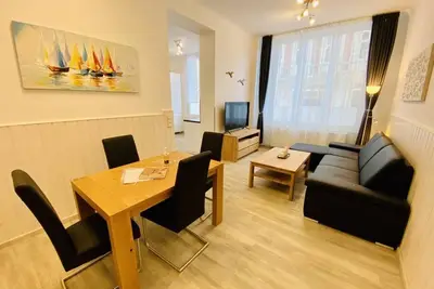 Image de Berringer Lachs, an der Promenade