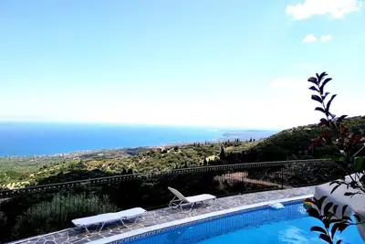 Image de Spacious apartment with panoramic view