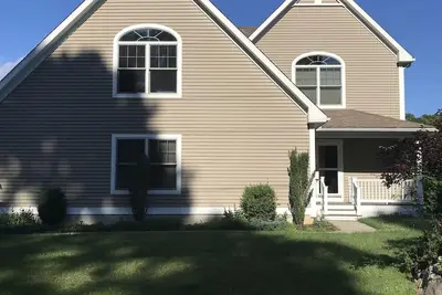 Image de Waterfront 4 bed/4 bath Peaceful Oasis in Giants Neck Beach Community