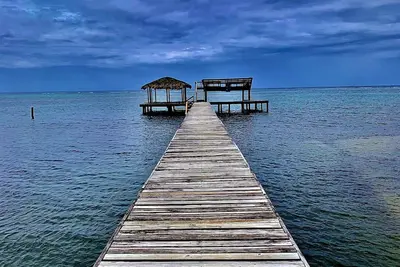 Image de Two Story 3/Bd 2Bath, w Pool and steps to the best snorkeling on the island