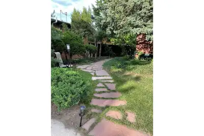 Image de 2 beds, private entry & en-suite bath. Minutes to downtown Denver and Red Rocks.