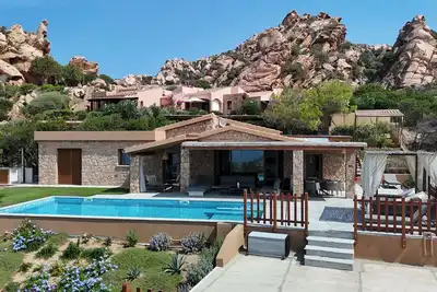 Image de Villa Rosa vue mer panoramique piscine jacuzzi privée 3 chambres 3 bains 7 pers