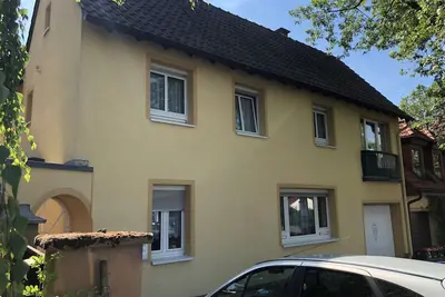 Image de Ferienhaus für 6-8 Personen - Zentral und Sehr Geräumig mit Überdachter Terrasse
