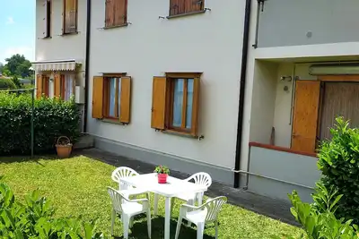 Image de Ampio Appartamento con Giardino e Parcheggio Gratuito