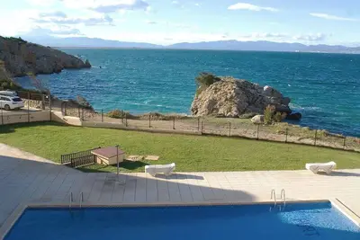 Image de Apartment in illa Mateua/ next to Montgó cove, La Escala (Costa Brava/Gerona).