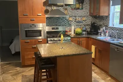 Image de 5 Bedroom Beauty w/New Jacuzzi