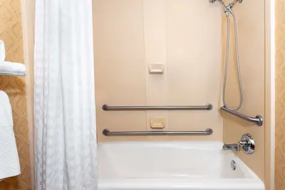 Image de 2 Connecting Suites at a  Hotel