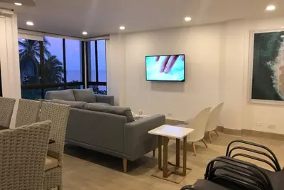 Image de Hermoso apartamento frente al mar con 3 habitaciones! !