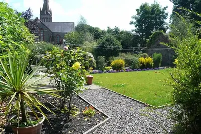 Image de Mackenzie House - a house that sleeps 6 guests in 3 bedrooms