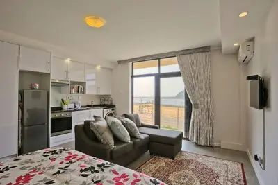Durban Point Waterfront, Cosy Harbor View Studio