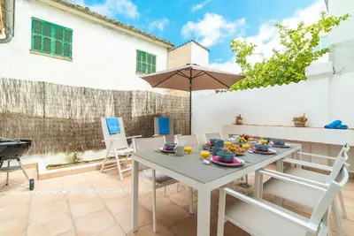 Image de Belle maison de vacances privée pour 6 personnes avec Wifi, climatisation, Tv et patio