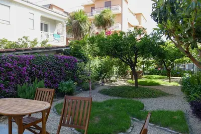 Image de Bel appartement pour 4 personnes avec Wifi, Tv et patio