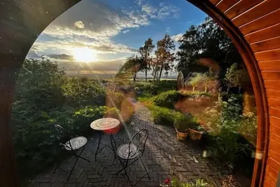 Image de Belhaven Bay Pod-Cabane-Supérieure-Douche-Vue mer