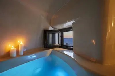 Image de Blue Art Caves
