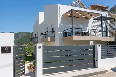 Image de Two Olive Trees - \"Leaf\" Apartment - 2 bedrooms