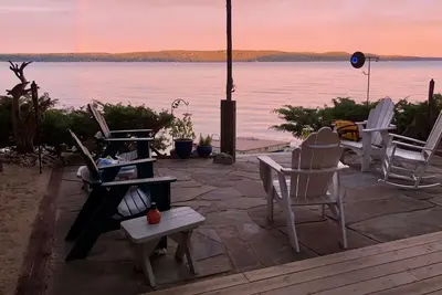 Image de Cottage Perfection on Crystal Lake--Make great family memories!