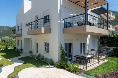 Image de Two Olive Trees - \"Root\" Apartment