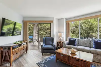 Image de Oceanside Villa with Garden Views, Just Steps To The Beach In Palmetto Dunes!