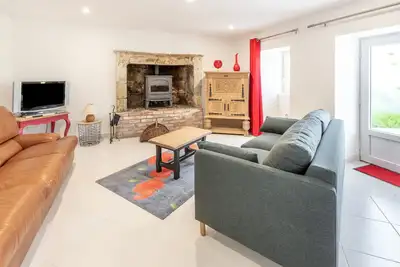 Image de Le Logis Troglo - Deux Chambres Maison, Couchages 7