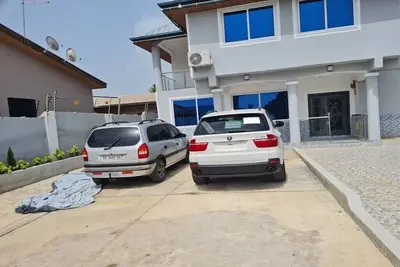 Image de Beautiful 4 bedroom house for your fun vacation