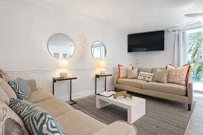 Image de Jekyll villa near Driftwood Beach